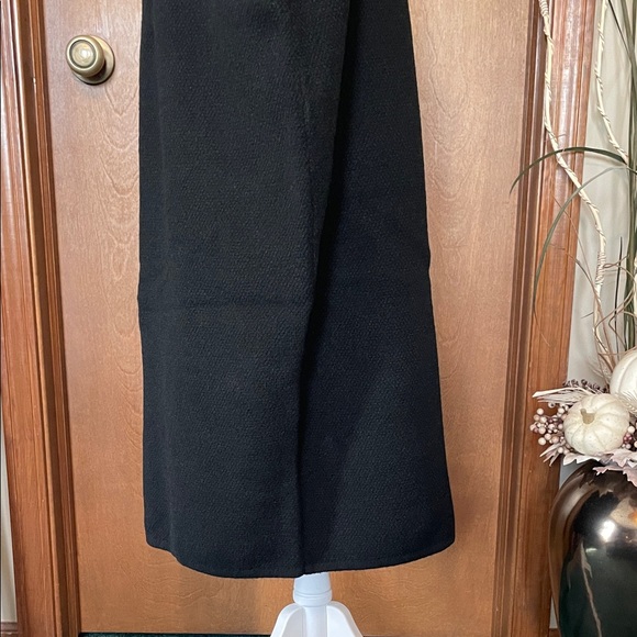 Elegant Sleeveless, Sweater Maxi by Express - Picture 12 of 17